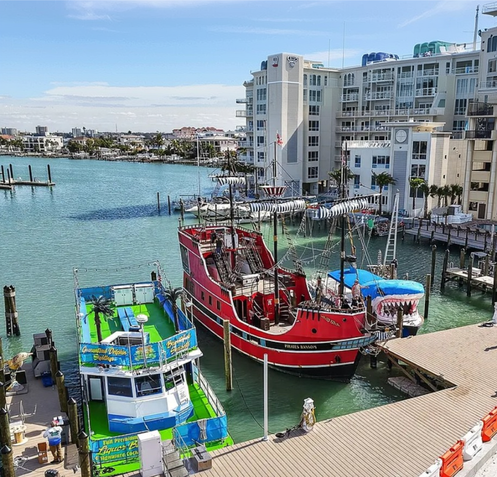 party boats 1
